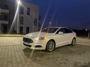 Ford Fusion Hybrid